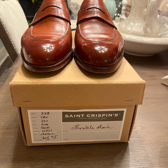 Men’s classic Penny loafer with hand stitched apron/ US SIZE 11.5